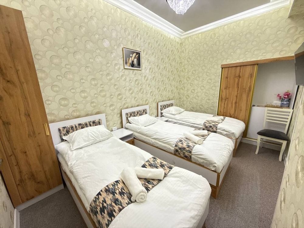 Hotel Bekh Triple Room 3