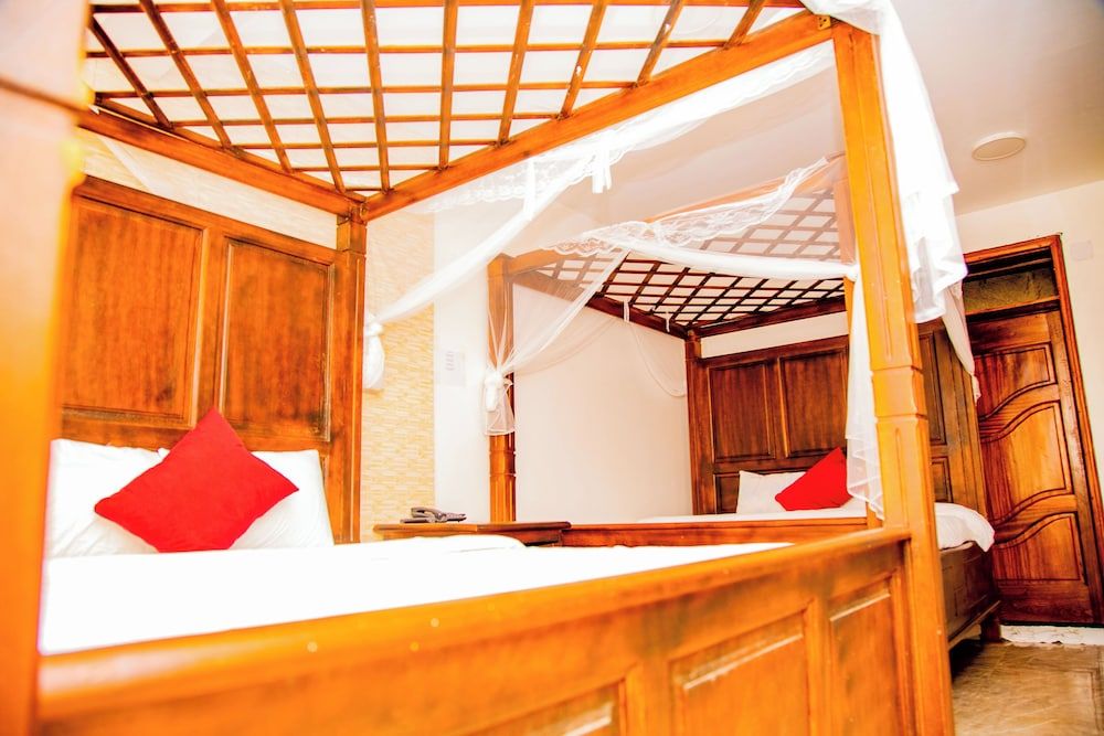 The Keza Hotel and Apartments Twin Room 3