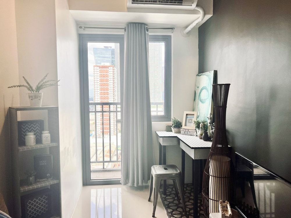 Ortigas  Business District Residences Apartment, Balcony, City View 22