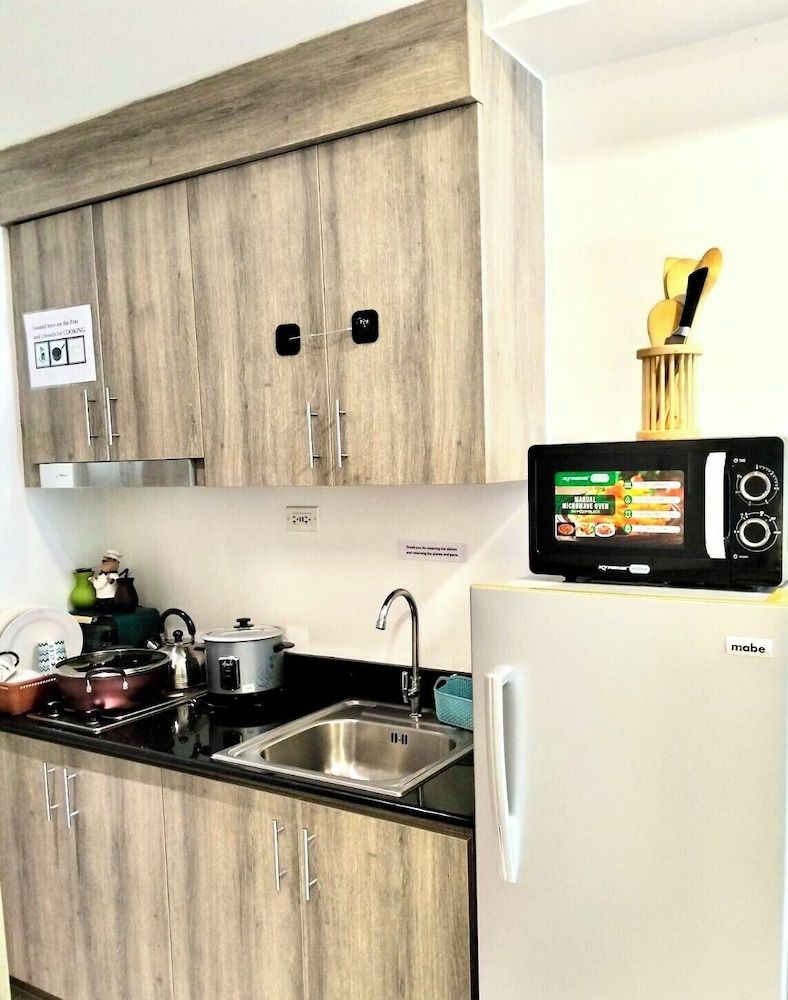 Ortigas  Business District Residences Apartment, Balcony, City View 16