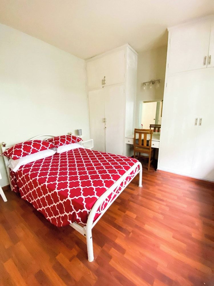 Stylish 1-bed Opposite Queens Park Savannah Apartment, 1 Bedroom, Smoking 2