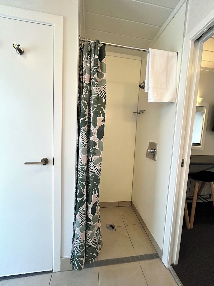 Midway Motel Rotorua Family Apartment, 2 Bedrooms 5