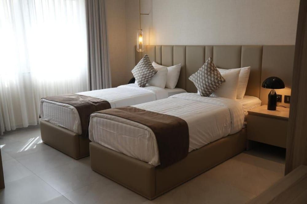 Golden Suites Hotel Double or Twin Room, City View 2