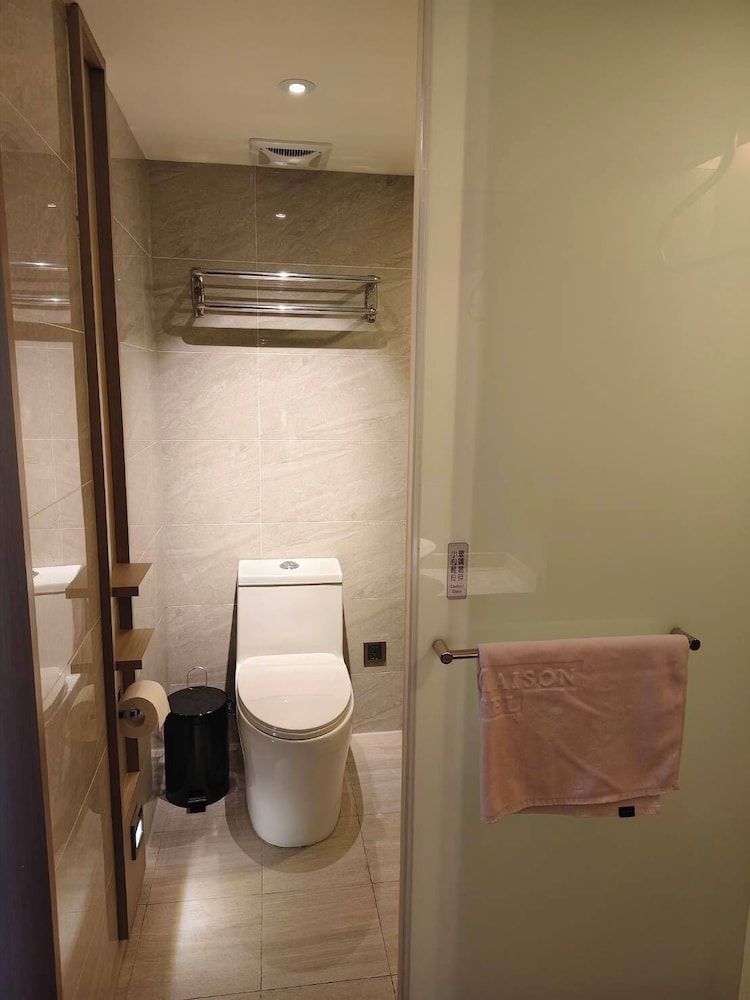 CHECK inn SELECT - Taipei NeiHu Standard Twin Room, Balcony 6