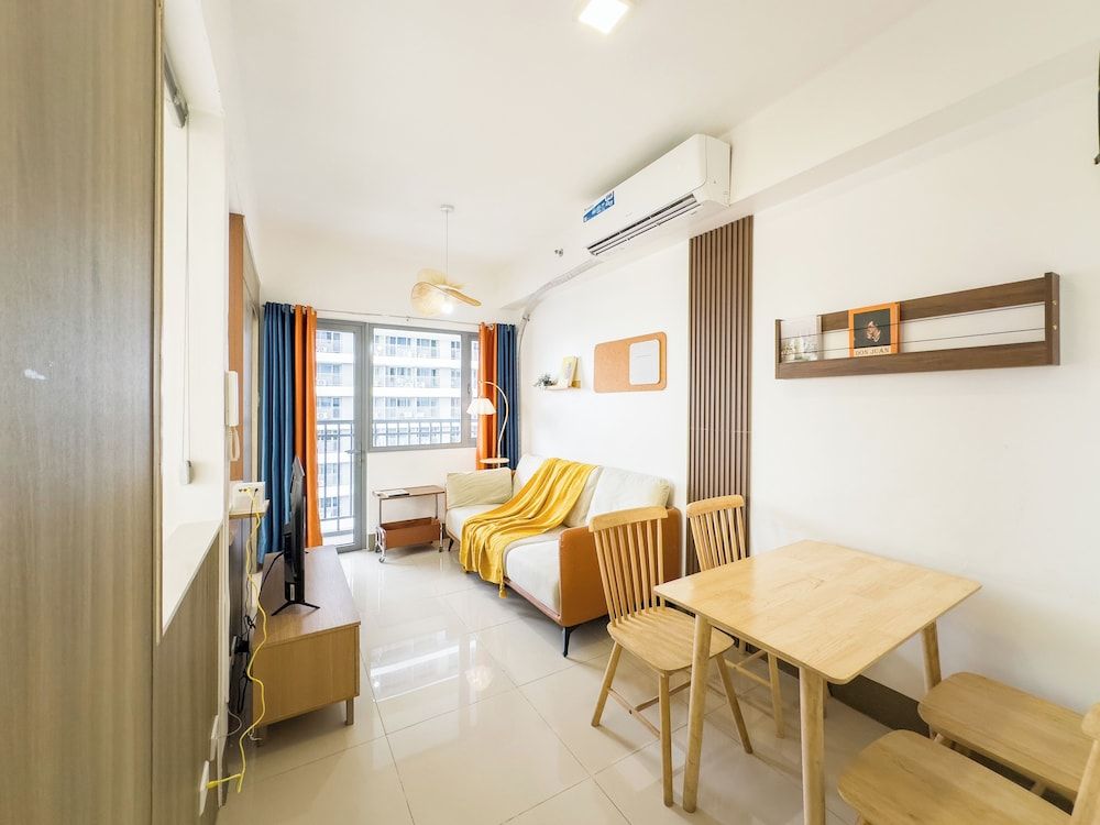 GemstoneBR in SMDC Fame Residences Family Condo, 2 Bedrooms, Pool View 13