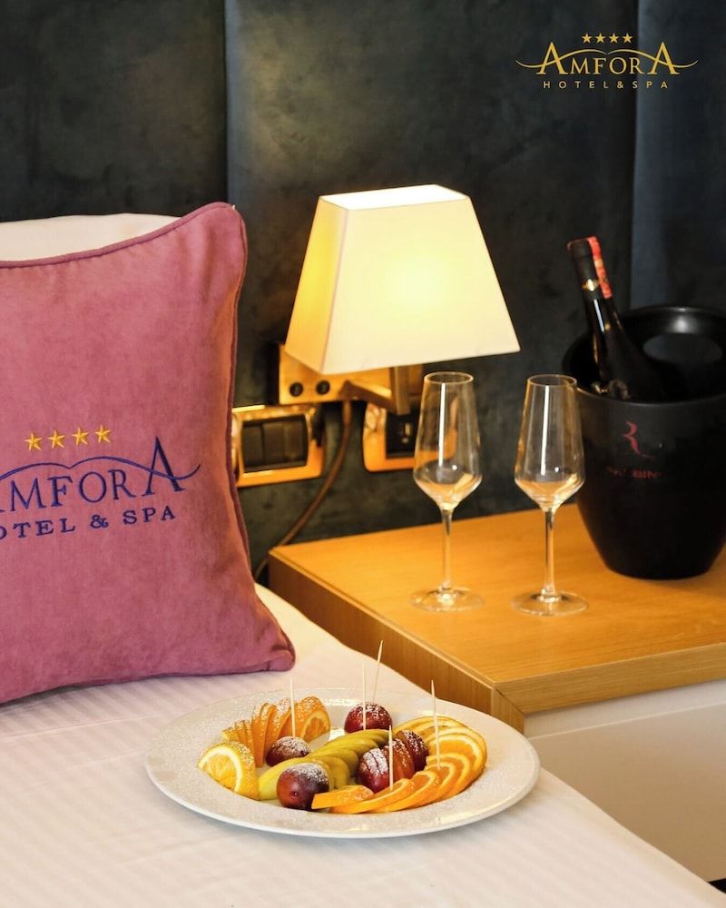 Hotel Amfora Basic Double or Twin Room 6