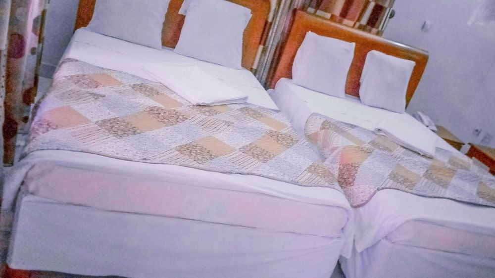 HOTEL DE SILVER BOTIQUE KiGALi Deluxe Double or Twin Room 7