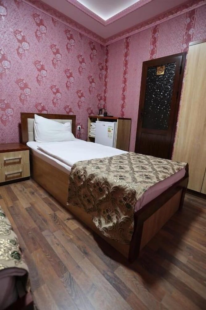 HOTEL PLAZA 777 Basic Twin Room, City View 7