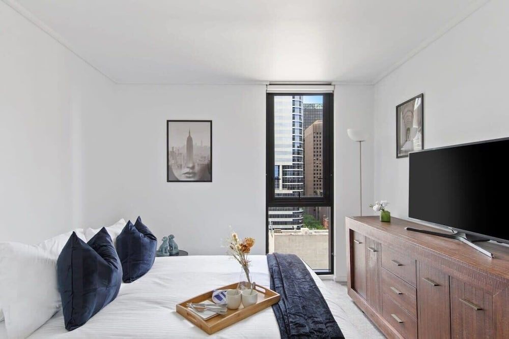 A 3BR Apt Next to Southern Cross, Free Parking Apartment (3 Bedrooms)