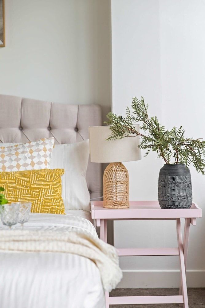 A Cozy 2BR Apt on Collins Near Flinders Station Apartment (2 Bedrooms) 3