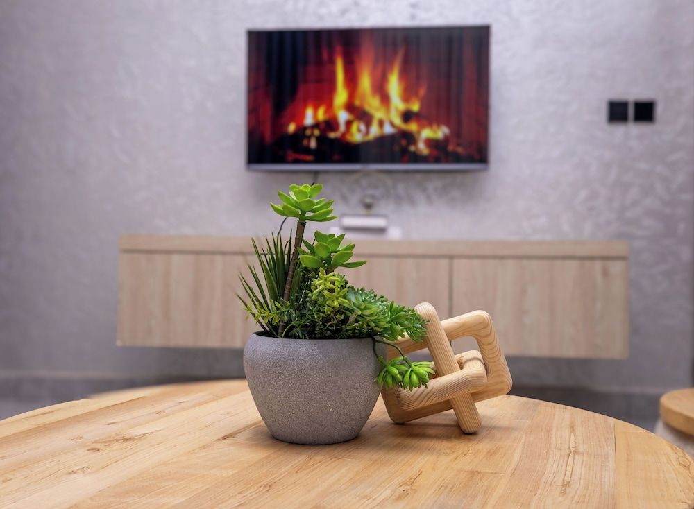 Serene Apartment Deluxe Apartment, 2 Bedrooms, Balcony, City View 7