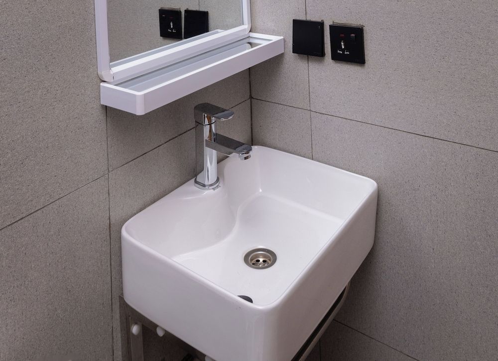 Serene Apartment Deluxe Apartment, 2 Bedrooms, Balcony, City View 5