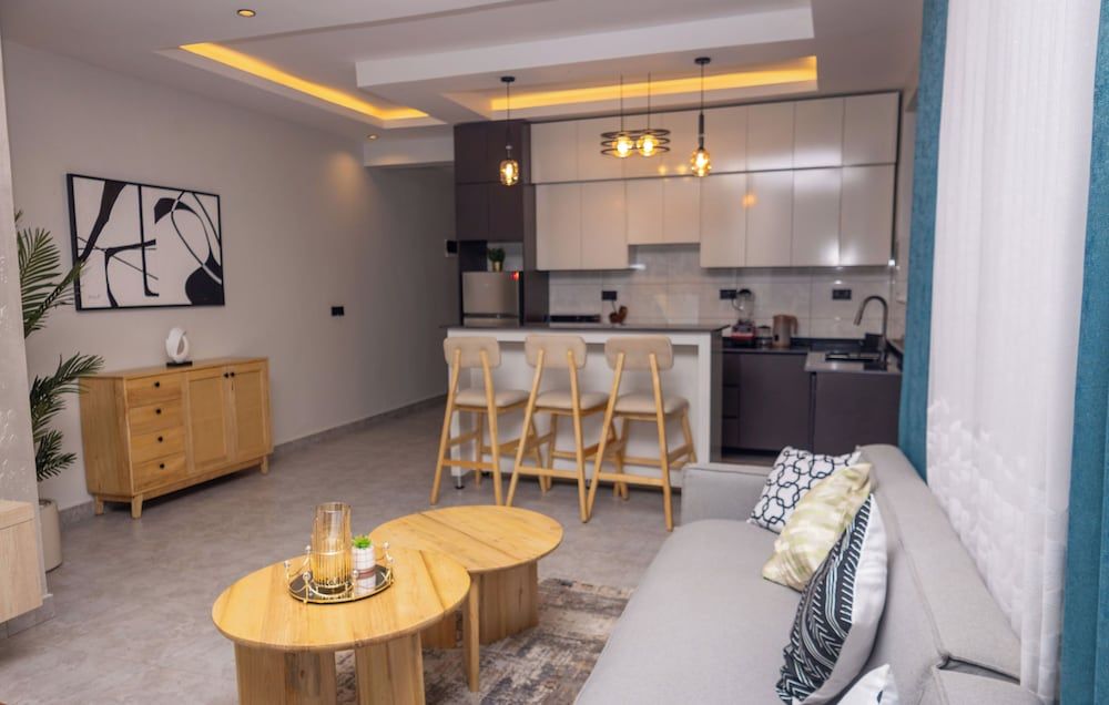 Serene Apartment Deluxe Apartment, 2 Bedrooms, Balcony, City View 11