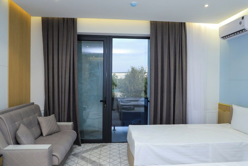 Rich Land Hotel Basic Triple Room 5