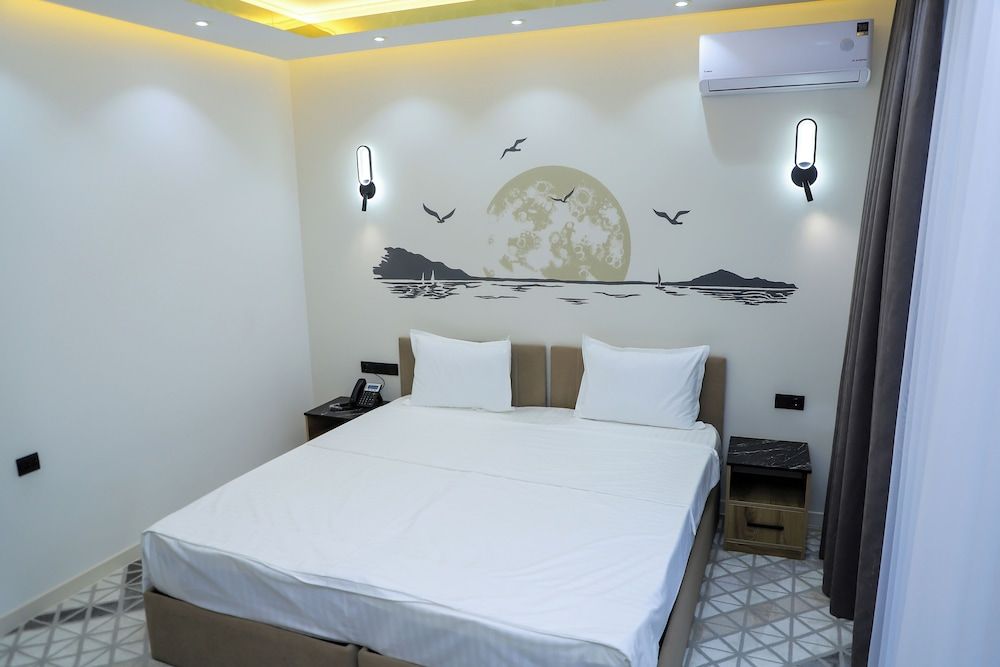 Rich Land Hotel Basic Double Room 2