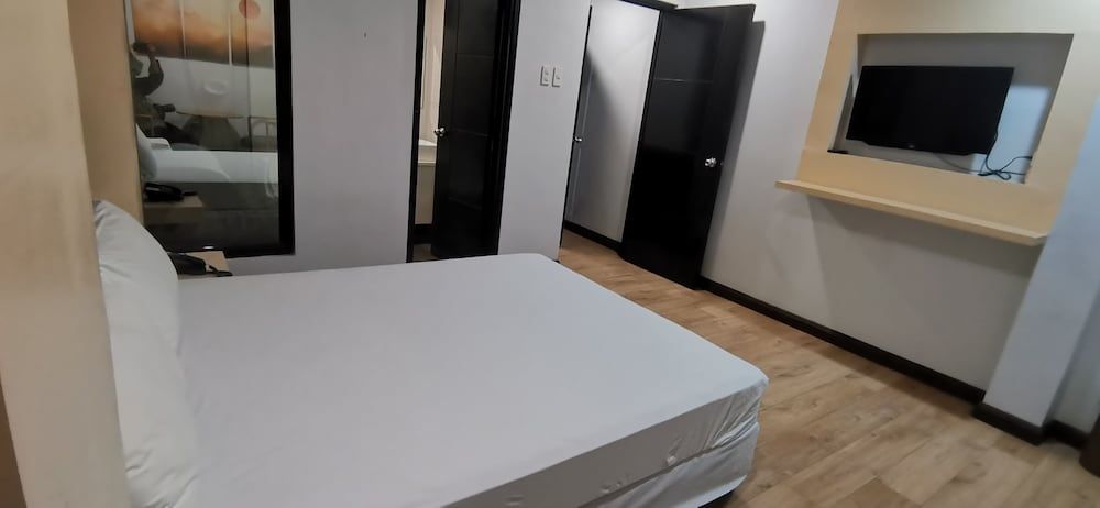 Belvilla Angeles Pampanga Near Clark International Airport Formerly Boss Hotel Economy Double Room 10