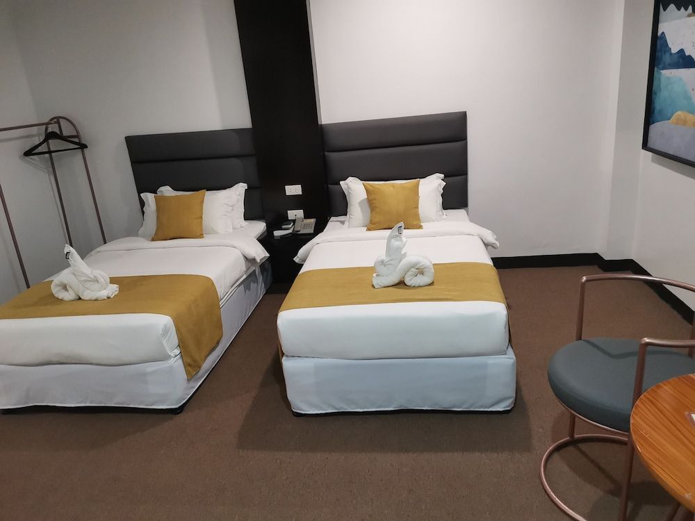 Belvilla Angeles Pampanga Near Clark International Airport Formerly Boss Hotel Deluxe Twin Room 8