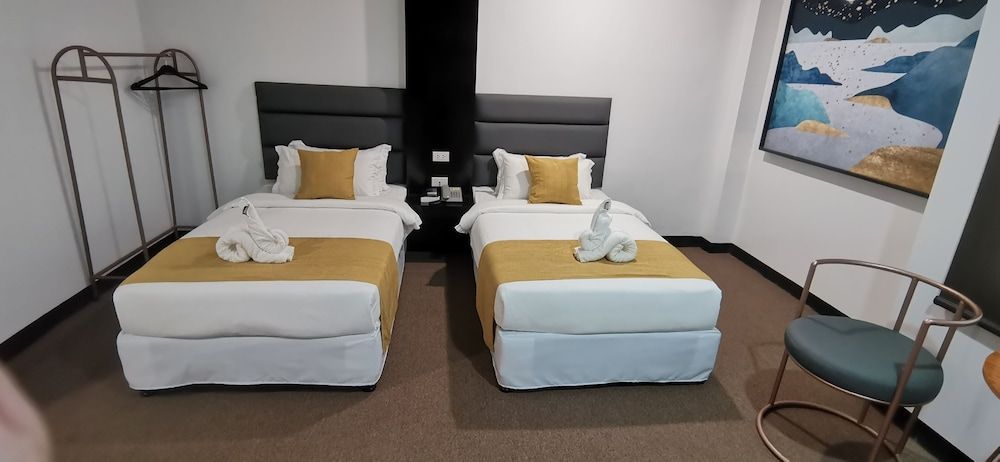 Belvilla Angeles Pampanga Near Clark International Airport Formerly Boss Hotel Deluxe Twin Room 9