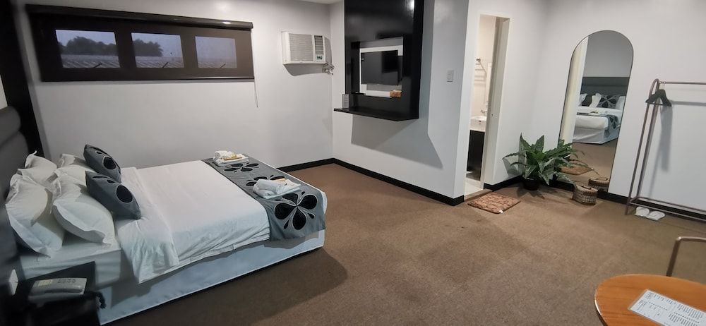 Belvilla Angeles Pampanga Near Clark International Airport Formerly Boss Hotel Superior Double Room 5