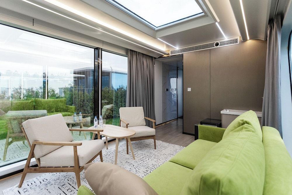 Zvezdnaya Hotel Luxury Double Room, Lanai, Mountain View 4