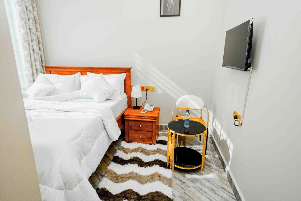 Joy Inn Hotel Classic Single Room, Balcony 6