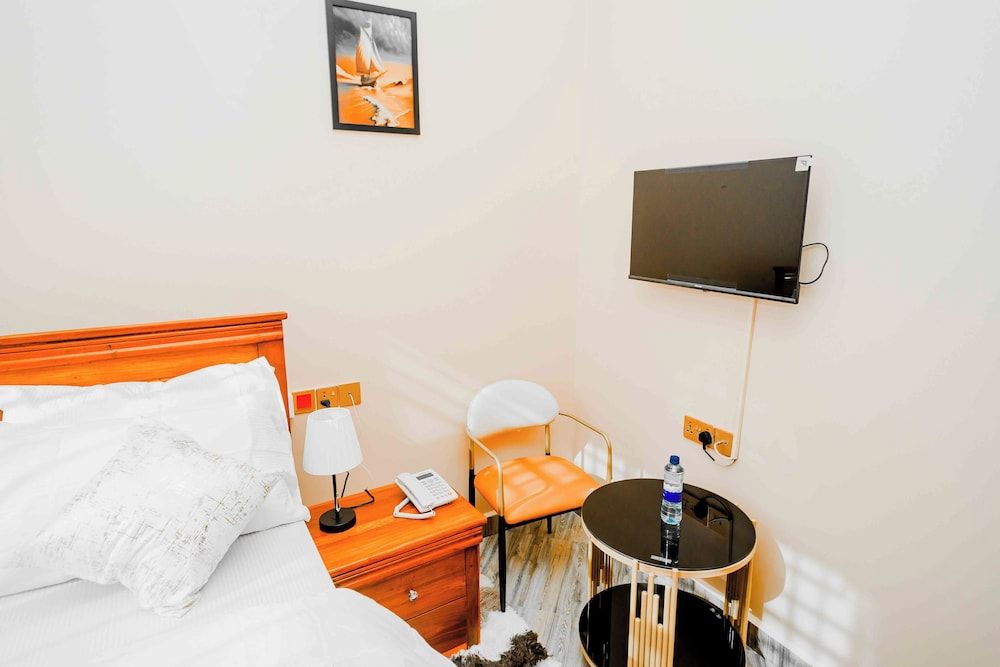 Joy Inn Hotel Comfort Double Room, Balcony, City View 3