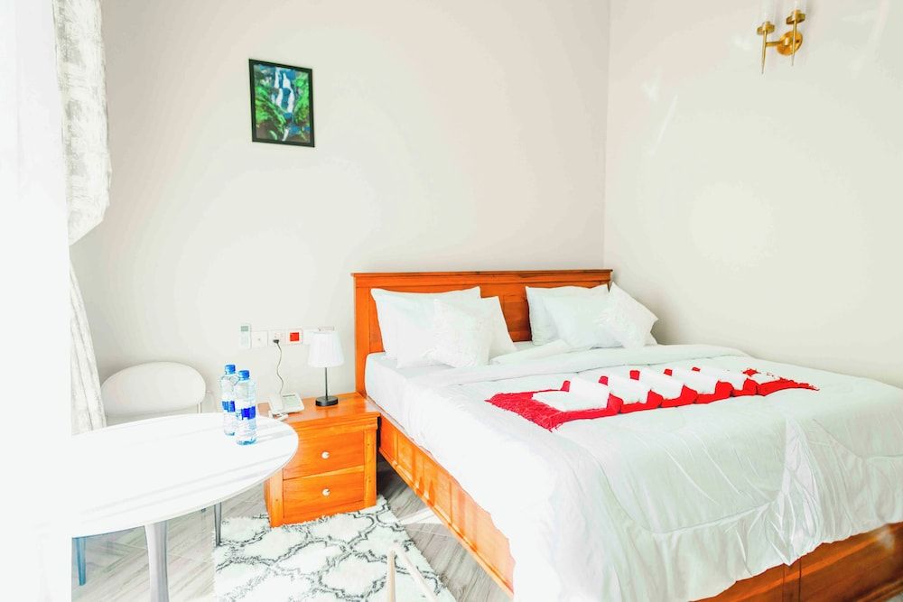 Joy Inn Hotel Comfort Double Room, Balcony, City View 18