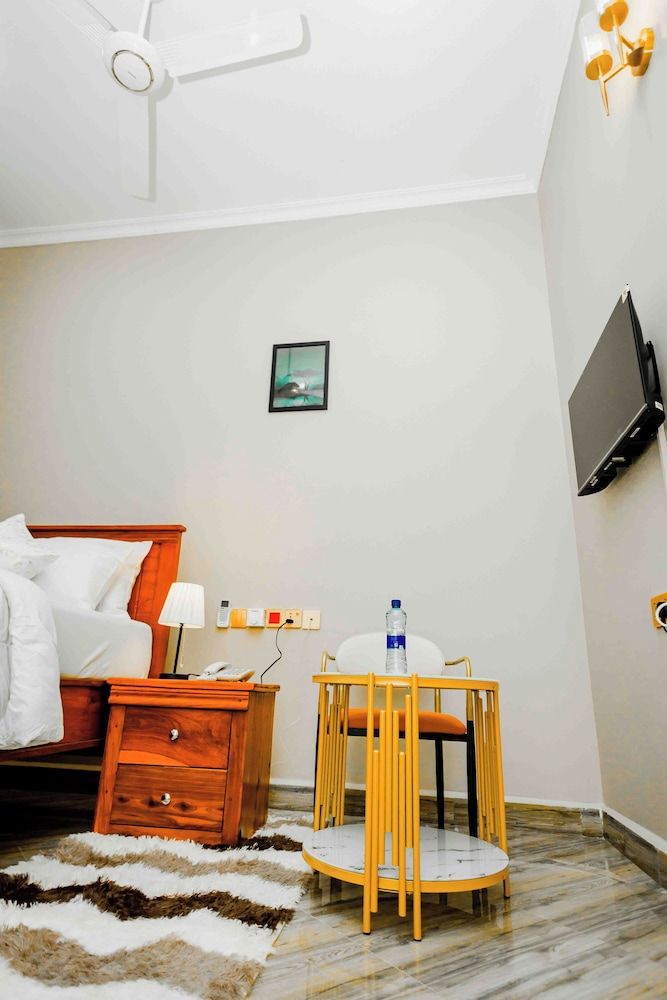 Joy Inn Hotel Classic Single Room, Balcony 16