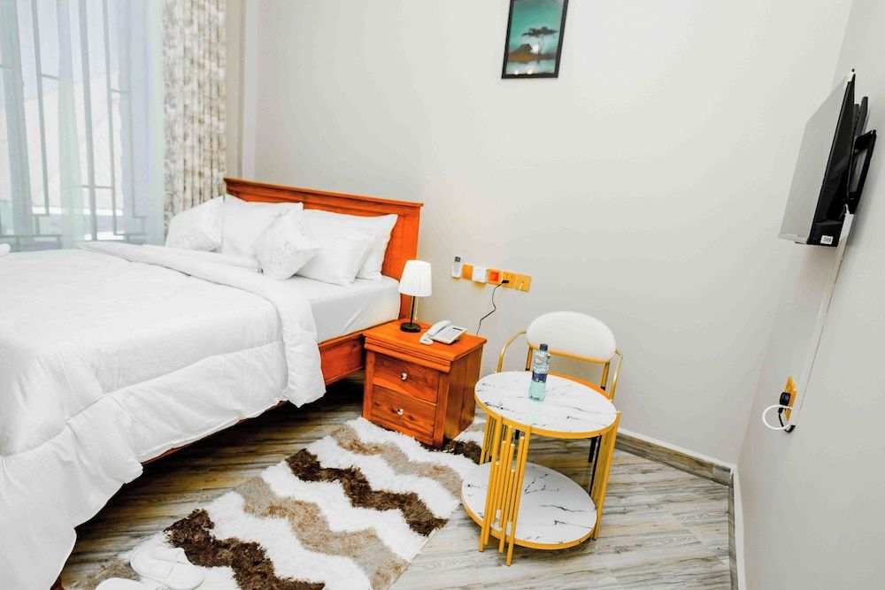 Joy Inn Hotel Classic Single Room, Balcony 12