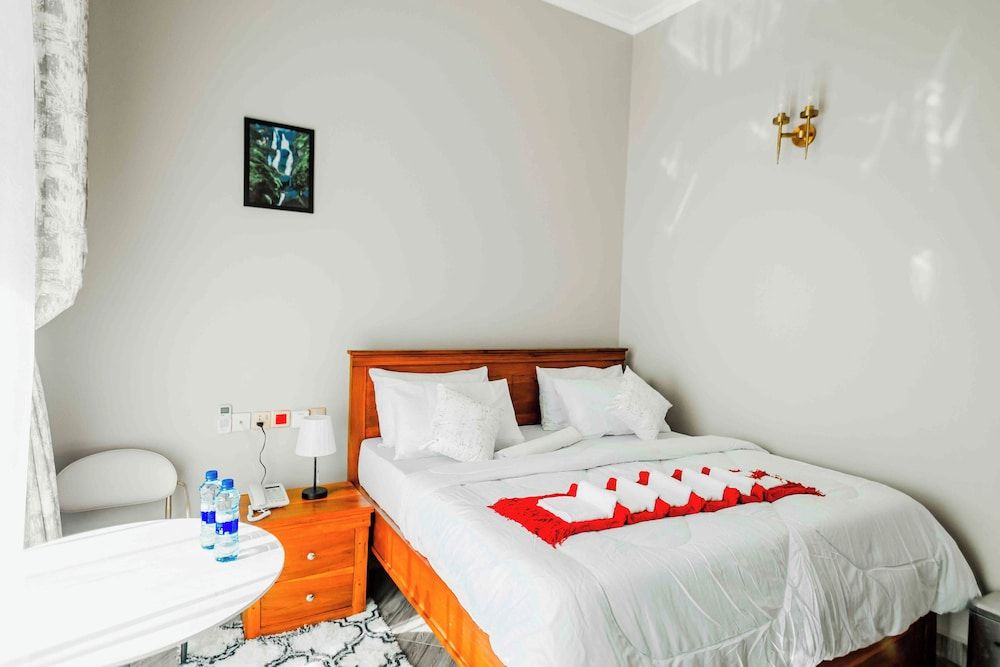 Joy Inn Hotel Comfort Double Room, Balcony, City View 12