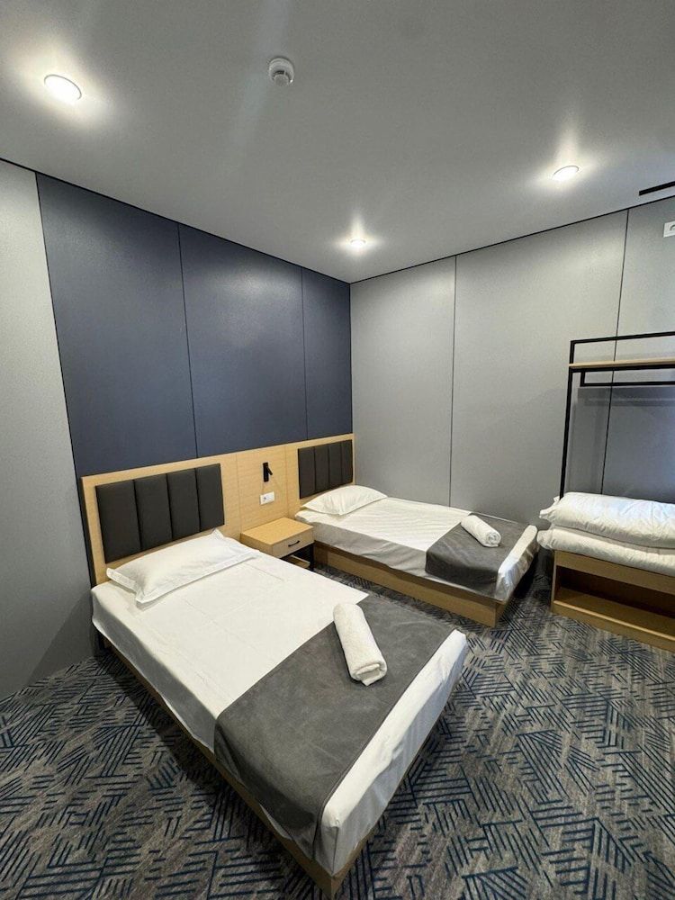 Home Inn Comfort Twin Room, Lake View