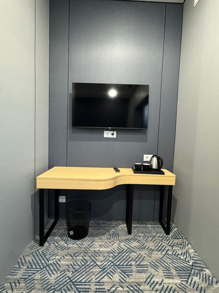 Home Inn Comfort Twin Room, Lake View 4