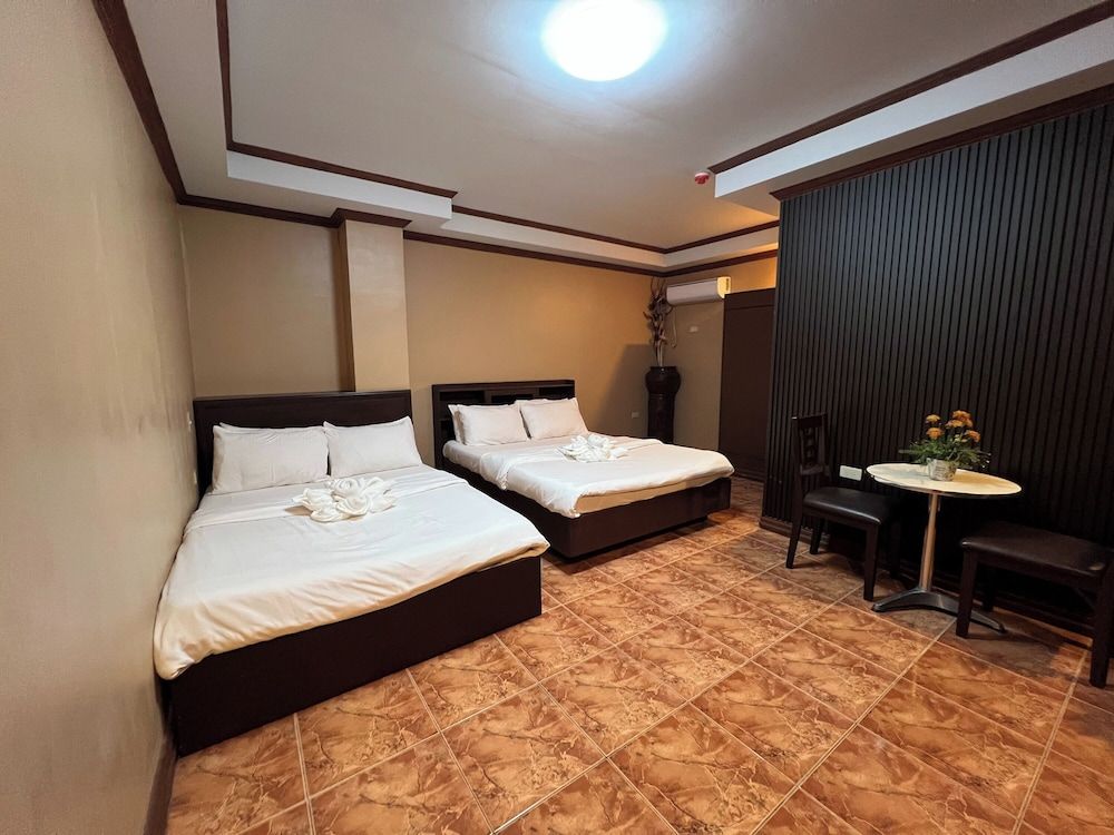 Rossa Hotel Family Room