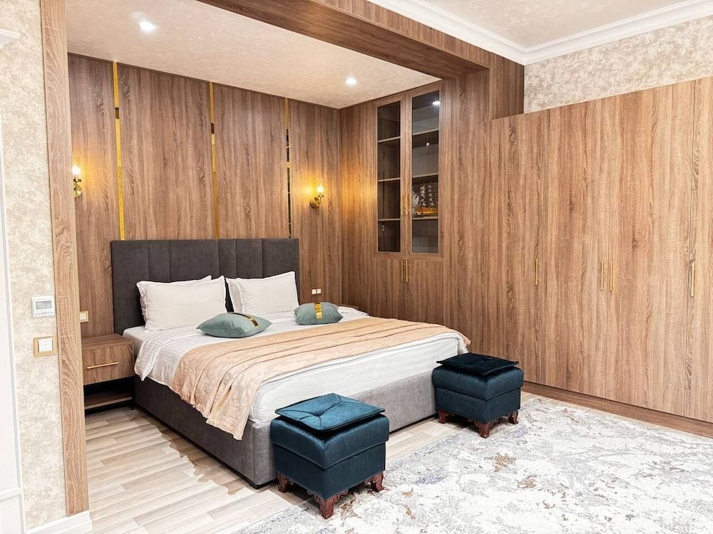 SILK ROAD EMPIRE HOTEL Quadruple Room, Air conditioning, City View 2