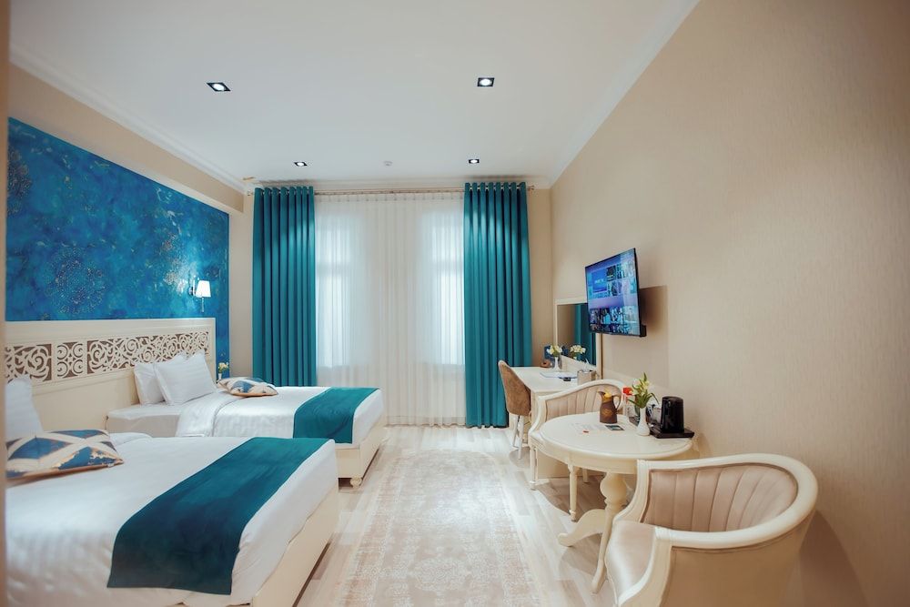 SILK ROAD EMPIRE HOTEL Double or Twin Room, City View 4