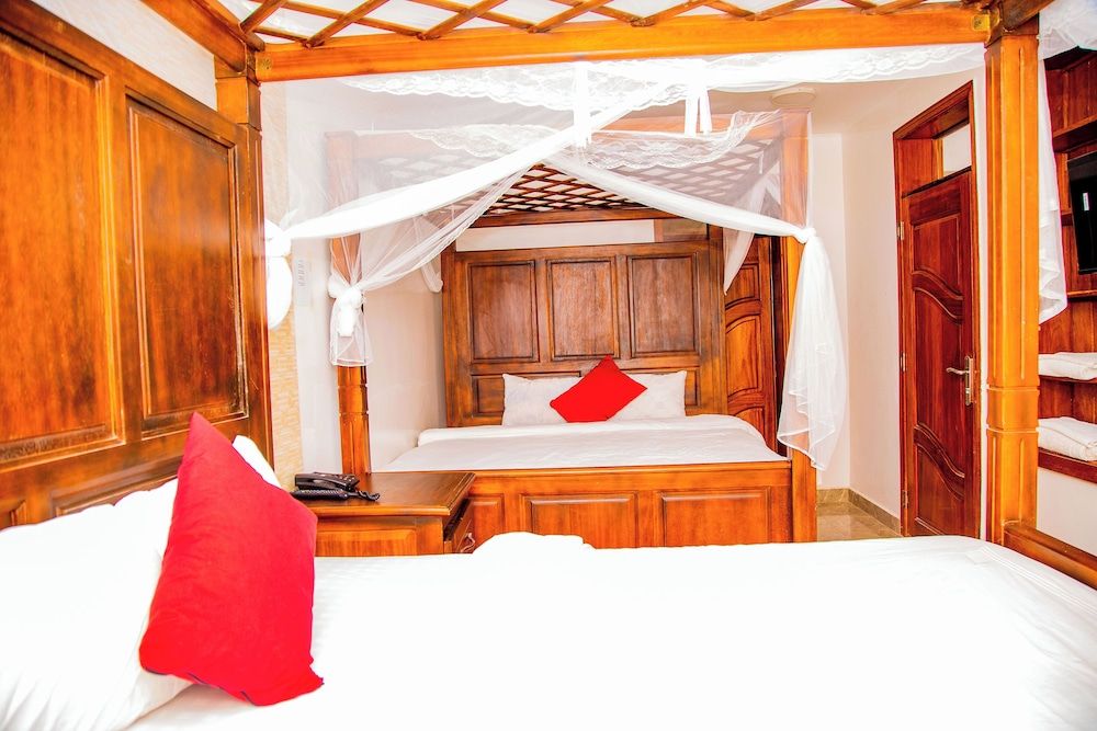 Room-the Keza Hotel and Apartment Room, 2 Bedrooms, Balcony, City View 3