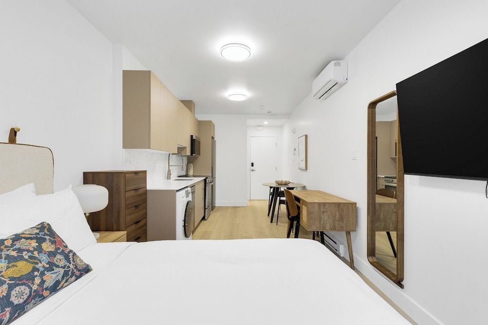 Le Mystral Junior Studio 7