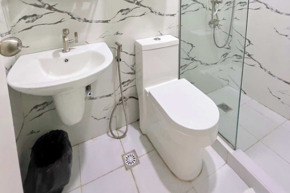 B Hotels Angeles City Deluxe Double Room 11