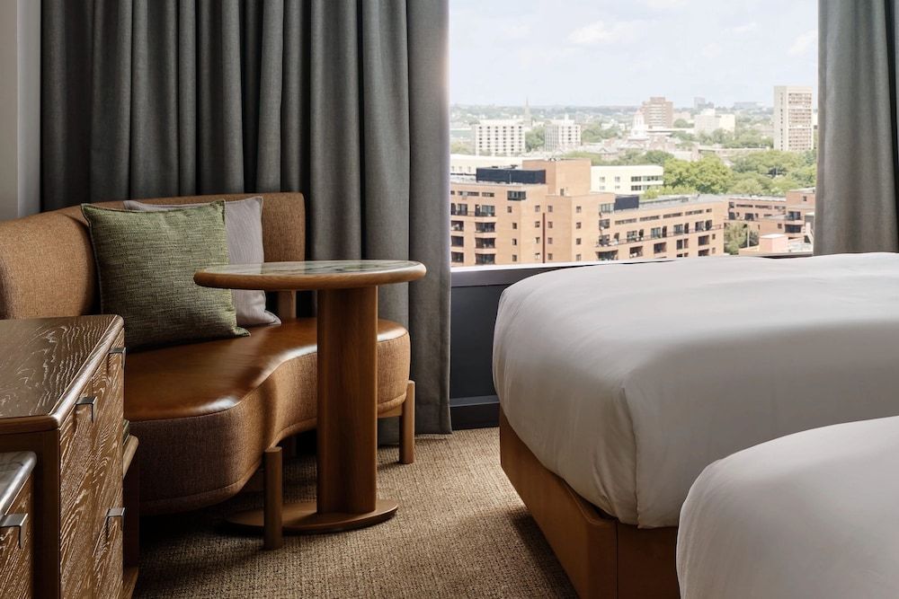 The Atlas Hotel Room, 2 Queen Beds, Accessible Bathtub 3