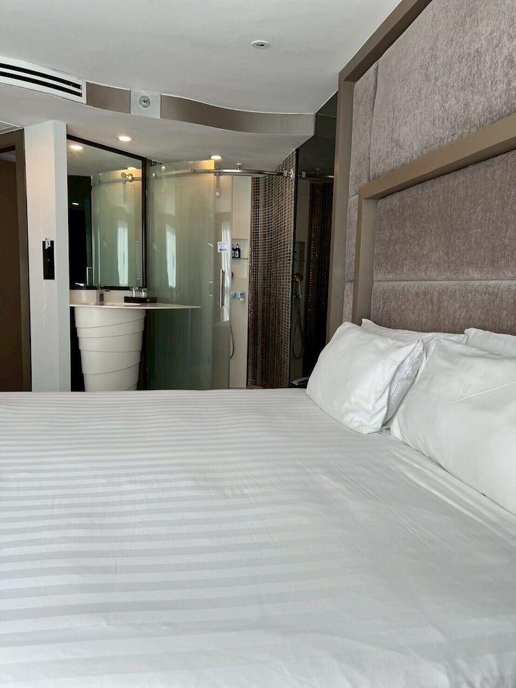 Vanko International Hotel Pattaya Superior Double Room