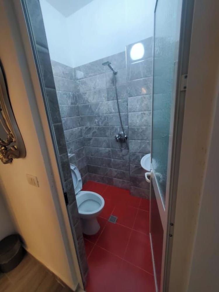 BS Hotel Deluxe Single Room 4