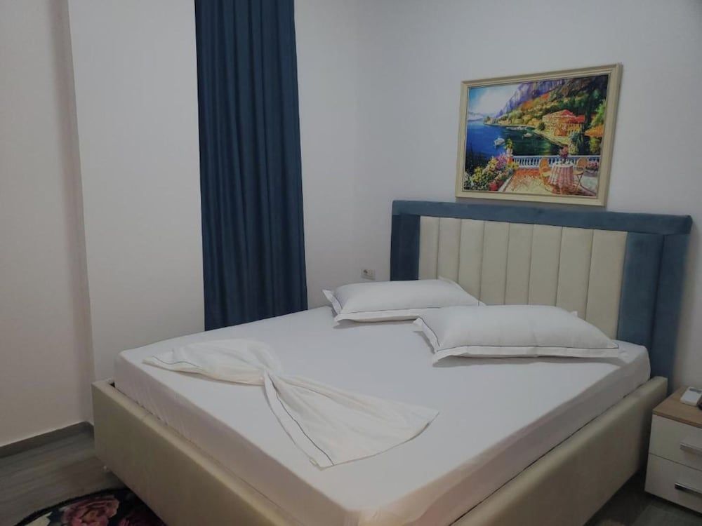 BS Hotel Deluxe Double Room 2