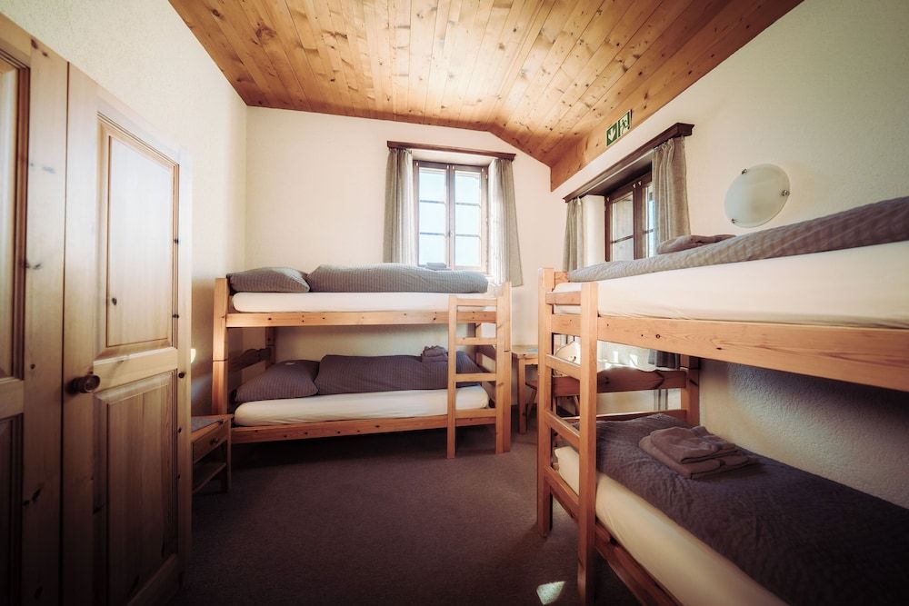 Grünsee Mountain Lodge Quadruple Room, Shared Bathroom