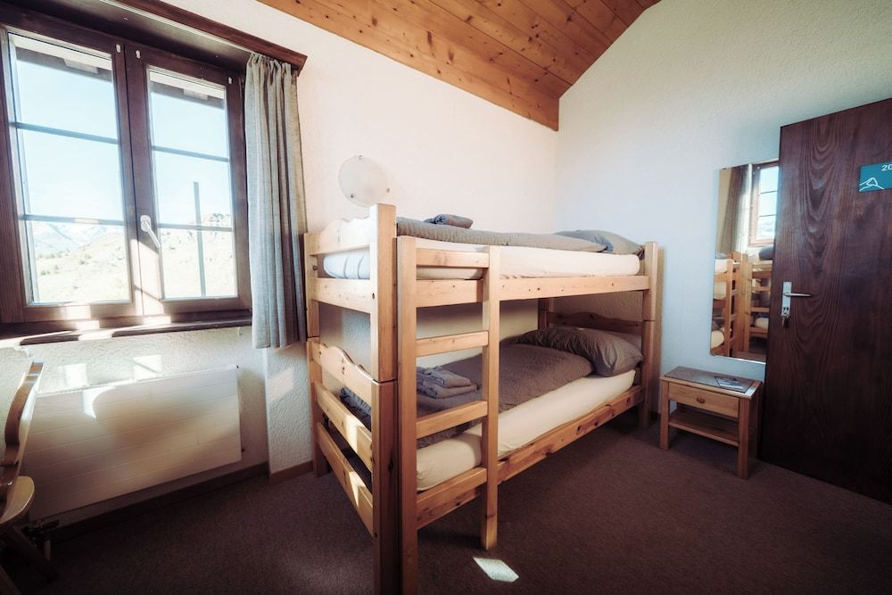 Grünsee Mountain Lodge Quadruple Room, Shared Bathroom 2