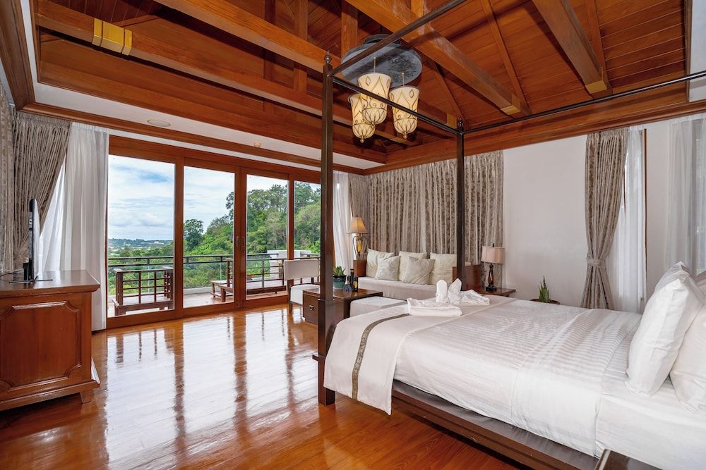 Royal Legacy Golf Villa Villa, Balcony, Partial Sea View 6