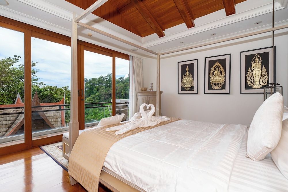 Royal Legacy Golf Villa Villa, Balcony, Partial Sea View