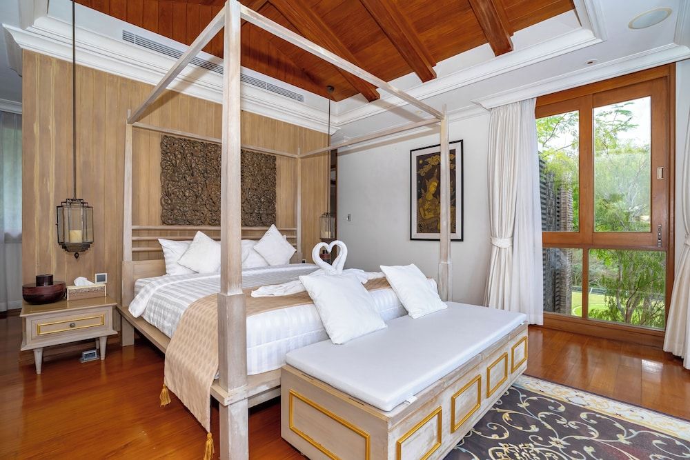 Royal Legacy Golf Villa Villa, Balcony, Partial Sea View 5