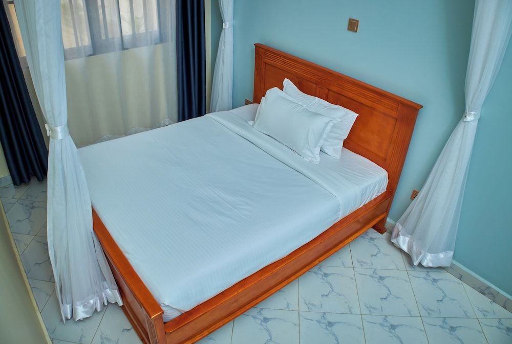 Gibson Motel Double Room, Hill View