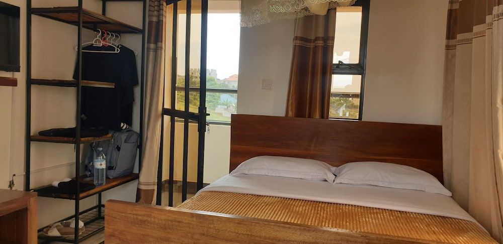 Rosa Negra Kampala Panoramic Double Room 3