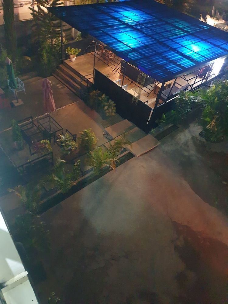 Rosa Negra Kampala Signature Double Room, 1 Queen Bed, Lake View, Executive Level 9